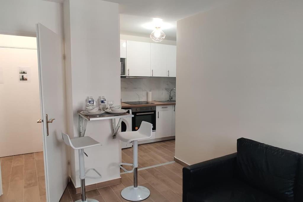 Appart Cosy Auber Porte De Paris Обервил Екстериор снимка