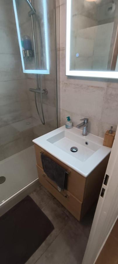 Appart Cosy Auber Porte De Paris Обервил Екстериор снимка
